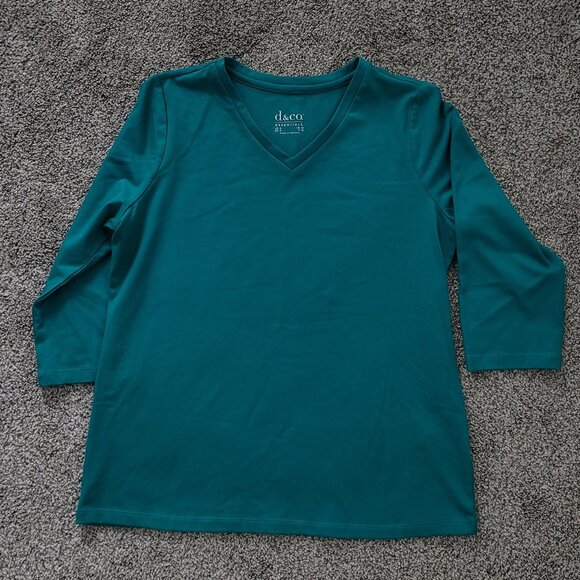 QVC D& CO  Green V-neck  3/4 Sleeve Shirt Small - Picture 5 of 12
